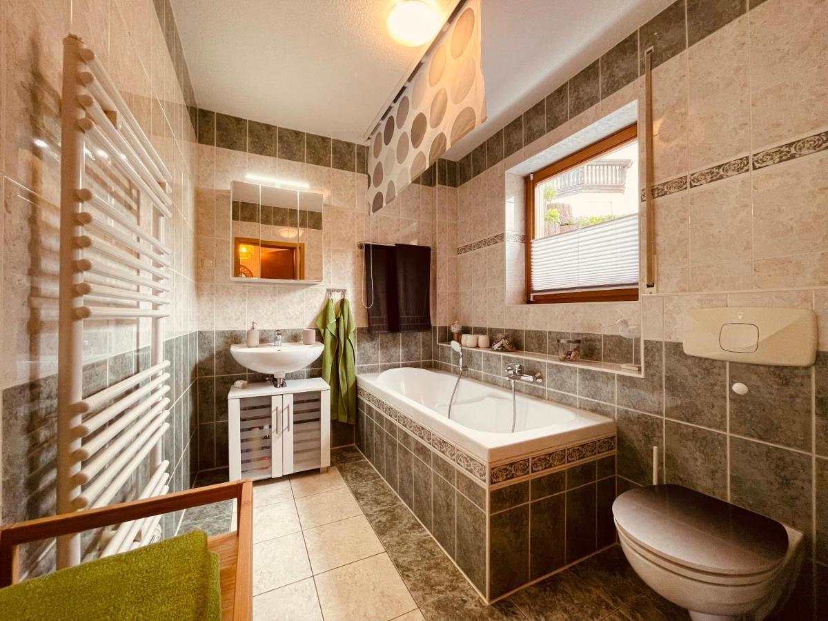 Ferienwohnung Etzelbach エクステリア 写真